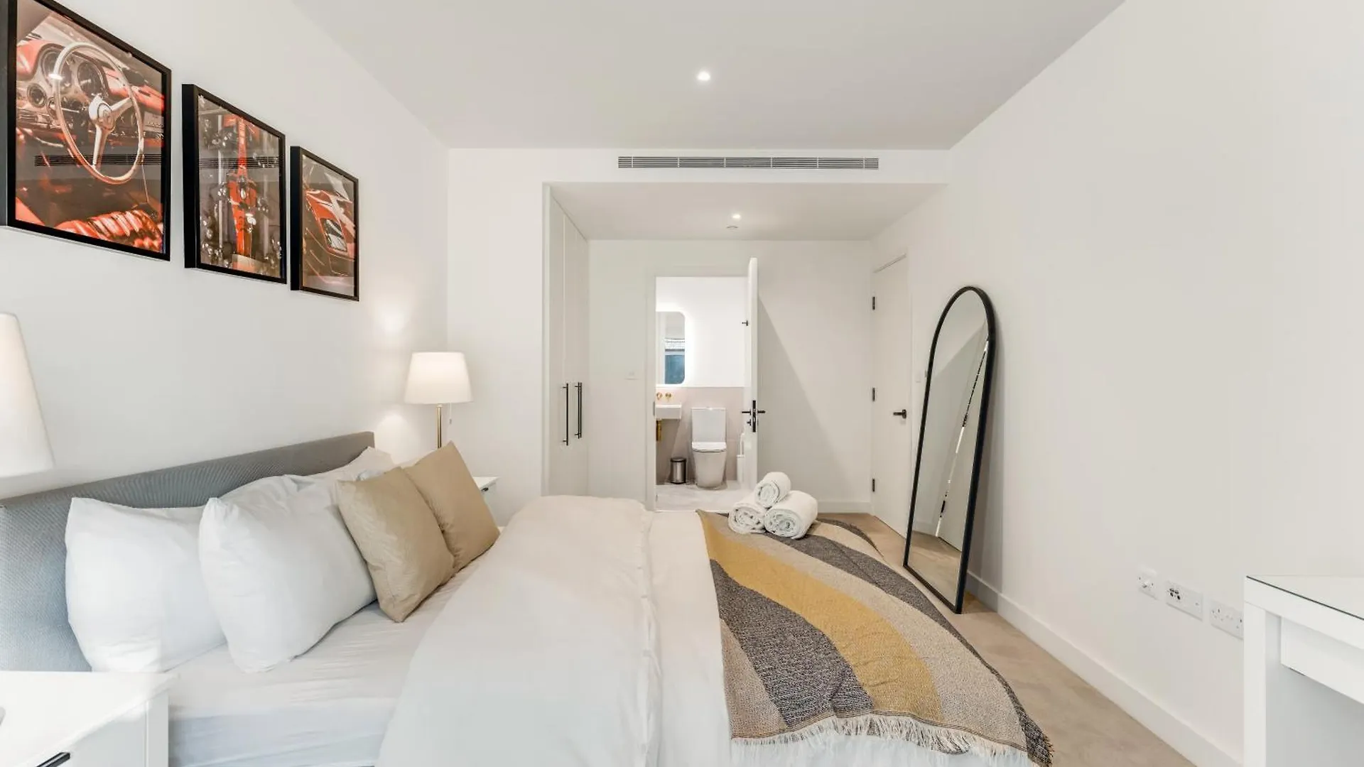 Lejlighed Khayat Homes - The Great Escape - 3 Bed Luxury Apt London