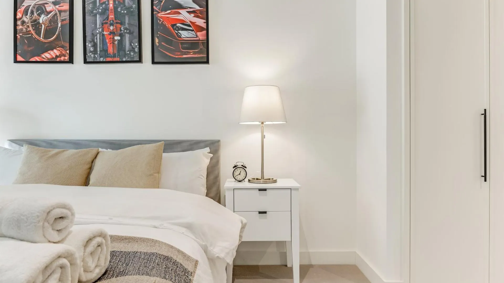 Lejlighed Khayat Homes - The Great Escape - 3 Bed Luxury Apt London